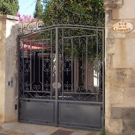 Apartament Le 26 Nîmes Zewnętrze zdjęcie